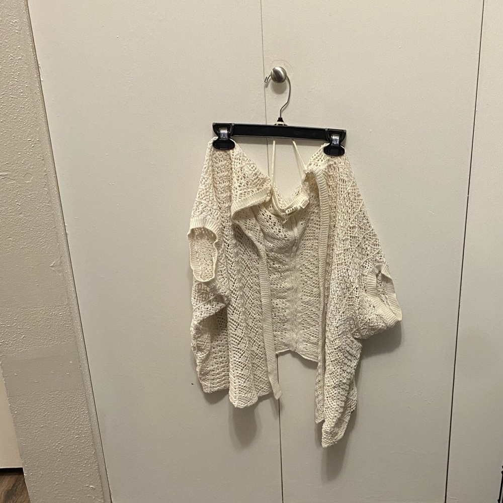❤️❤️ Roxy White Cardigan